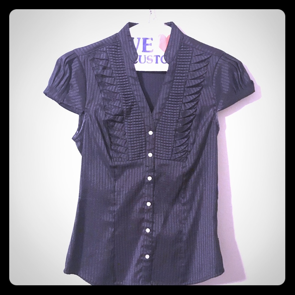 Express short sleeve button down top